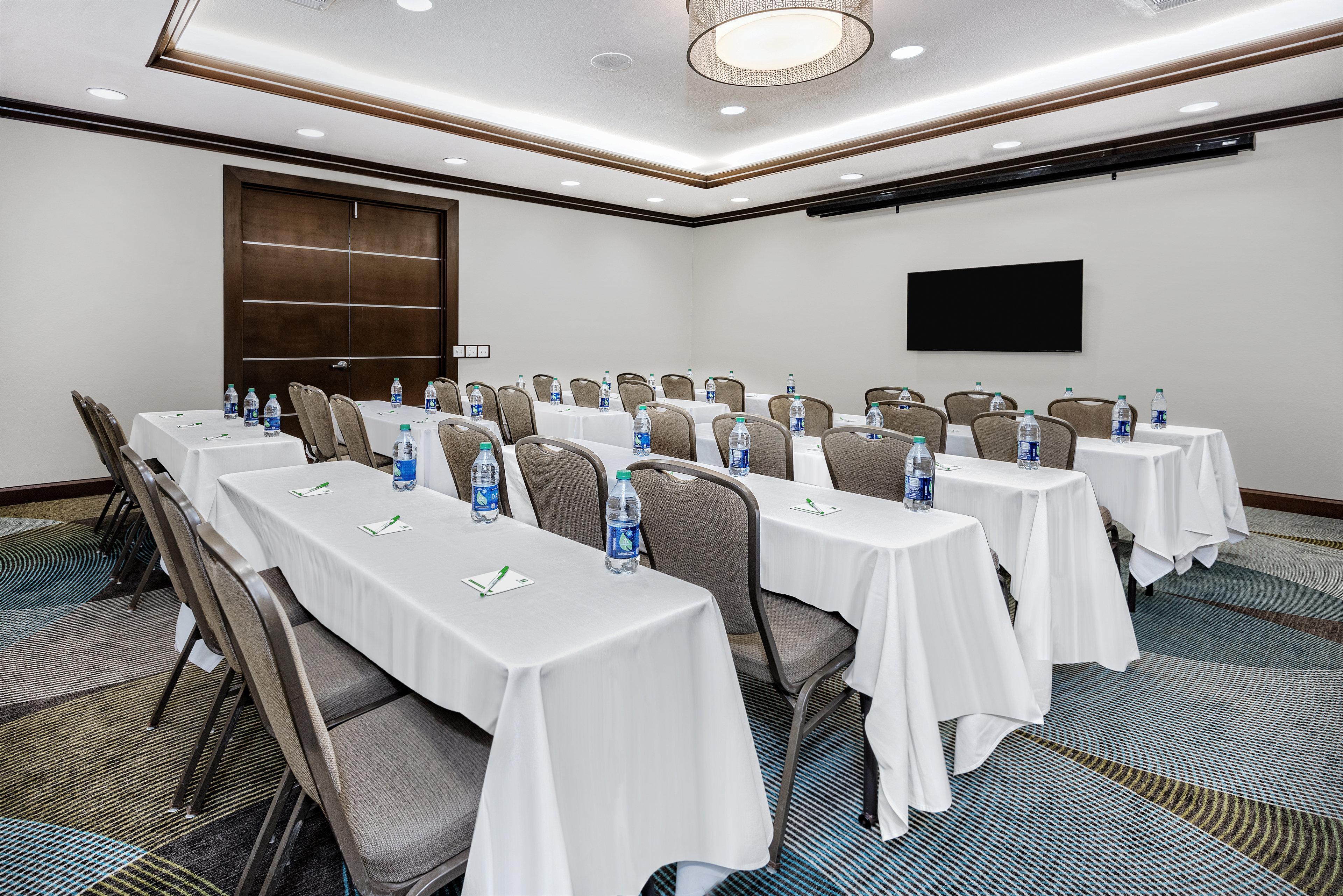 Holiday Inn & Suites College Station-Aggieland By Ihg Exterior foto